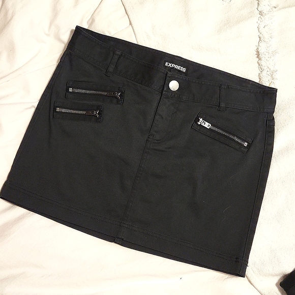Express Mini Skirt - Picture 1 of 7